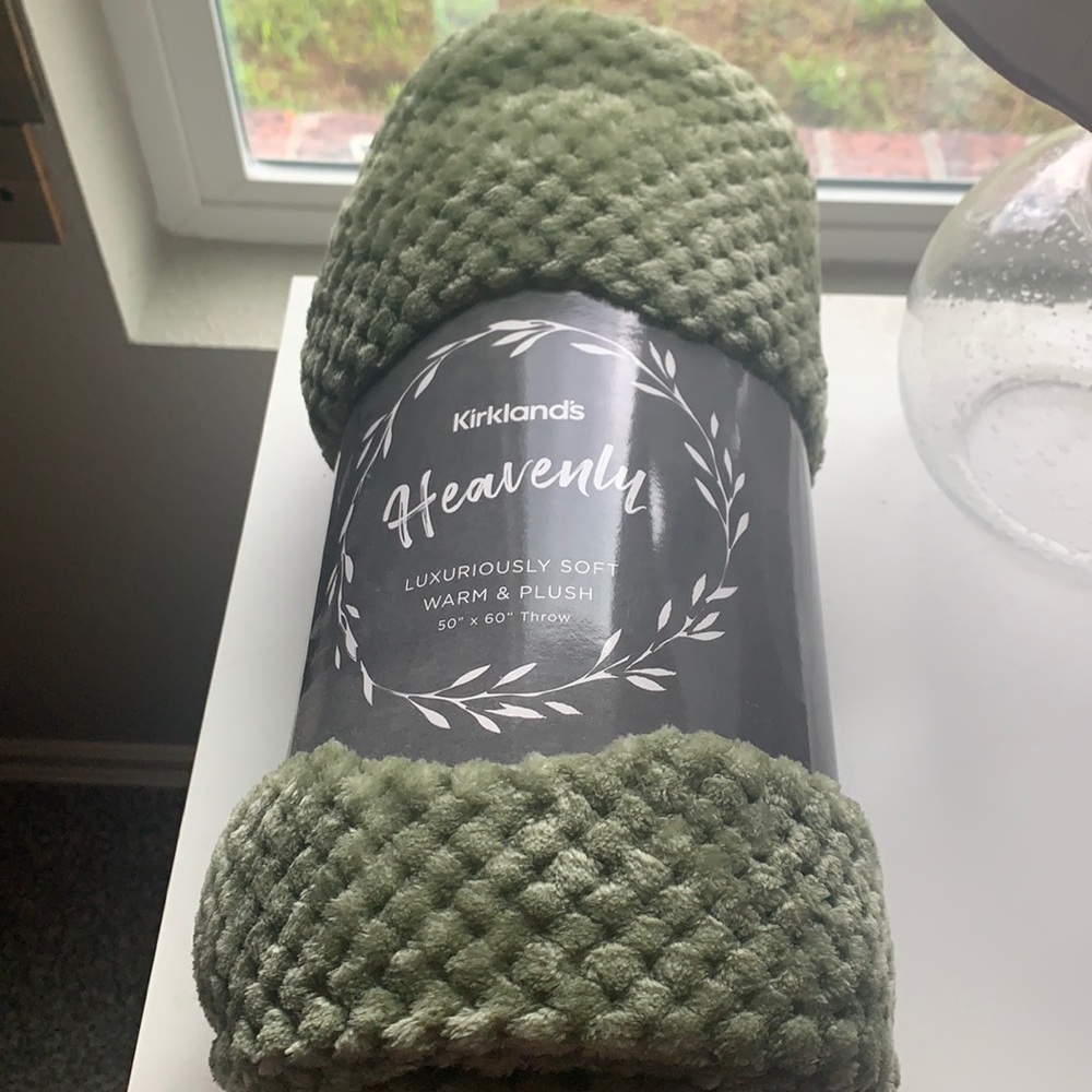 Kirklands Throw